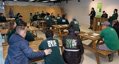 KO-MEK'ten Ormanya'da hayvan bakıcılığı eğitimi