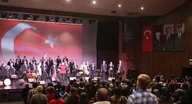 Kocaeli, Çanakkale Zaferi'ni özel bir programla kutladı