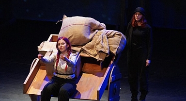 Kuvayi Milliye Destanı Tiyatro Günü’nde sahnelendi!