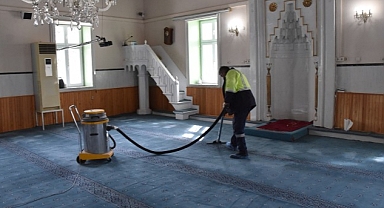 Menemen Belediyesi Cami Temizliğini Tamamladı