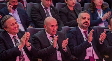 Millet İttifakı Belediye Başkanları İzmir'de buluştu
