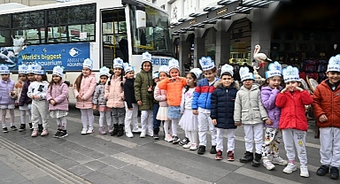 Miniklerden anlamlı yürüyüş
