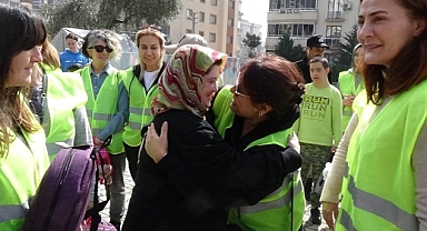 Mücevher İhracatçıları Birliği (MİB) Kadın Konseyi 8 Mart Dünya Kadınlar Günü’nde Deprem Bölgesinde