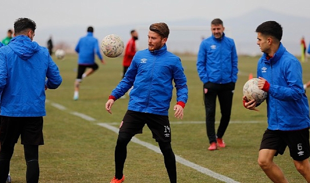 Nevşehir Belediyespor Haftasonu Sonu Oynayacağı Yeni Mersin İdmanyurdu Maçı İçin Hazırlıklarını Sürdürüyor