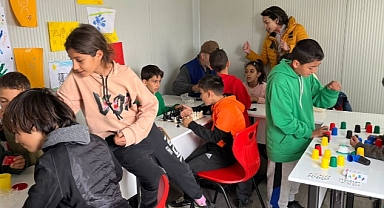 Nilüfer Belediyesi yaraların sarılması için Samandağ’da