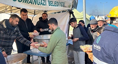 Osmangazi’den deprem bölgesine gönül sofraları