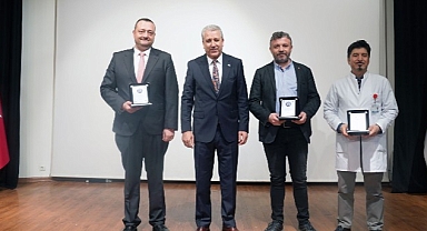 Rektör Prof. Dr. Budak, “Sağlık çalışanlarımız tüm zorlu koşullara rağmen fedakârca çalışıyor”