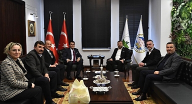 Tarihi Çarşı ve Hanlar Birliği’nden Dündar’a ziyaret