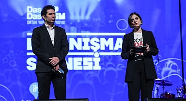 Türkiye’nin En Sevilen Sanatçıları Binlerce Genç için Dayanışma Sahnesi’nde Buluştu!