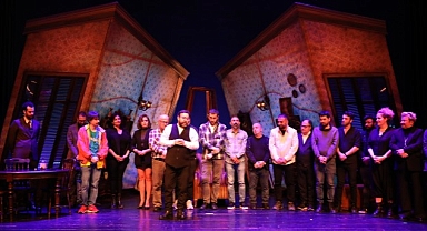 Usta Oyuncu Savaş Dinçel’in Eseri “Uçurtmanın Kuyruğu” Şehir Tiyatroları’nda