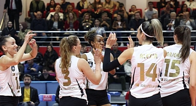 VakıfBank, Nilüfer Belediyespor’a set vermedi
