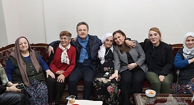 Vali Enver Ünlü ve Eşi Sema Ünlü Huzurevi Sakinleri ile İftar Açtı!