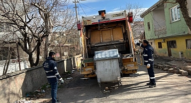 Yenişehir Belediyesi temizlik işleri ekipleri şimdi de Adıyaman’da