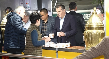 Zeytinburnu Belediyesi: İftarda Çorba, Yatsı da Salep İkramı…
