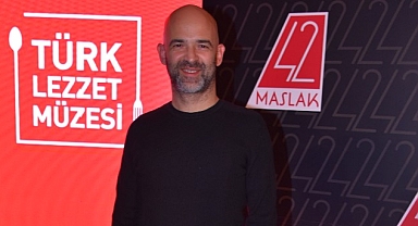 42 Maslak’ta ‘Ramazan Sohbetleri’nin konuğu Murat Evgin’di.