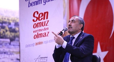 AK Parti Van Milletvekili Abdulahat Arvas, gençlerin sorularını yanıtladı