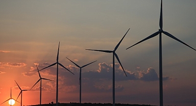 Akfen Yenilenebilir Enerji, 4 farklı ilde toplam 140 MW elektrik depolama ve 140 MW elektrik üretim tesisi kurmak için EPDK’dan ön lisans aldı