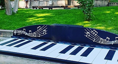 AKM Çocuk Sanat Festivali 17-23 Nisan’da AKM’de: Çocukların 23 Nisan Coşkusu AKM Çocuk Sanat Festivaliyle Katlanacak