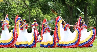 AKM Çocuk Sanat Festivali Kardeşlik Danslarıyla Renklenecek