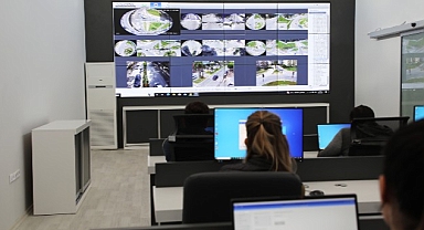 Antalya Büyükşehir kavşakları Trafik Kontrol Merkezi'nden izleyecek