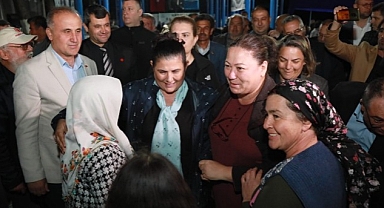 Aydınlılar Büyükşehir’in İftar Sofralarında Bir Araya Gelmeye Devam Ediyor