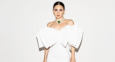 Başarılı Vokal Yorumu ve Kendisiyle Özdeşleşen Piyanosuyla Karsu 11 Nisan’da Zorlu PSM’de!