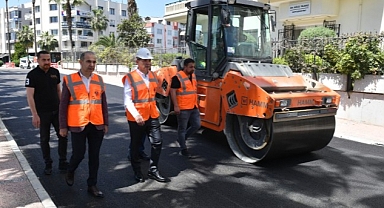 Başkan Abdullah Özyiğit, yol yapım çalışmalarını yerinde inceledi