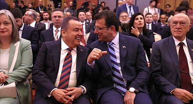 Başkan Böcek EMITT Fuarı'nda