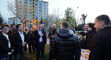 Başkan Büyükakın, “Ben değil, biz olmayı öğrendiğimiz mahallelerimizde gönül sofralarında buluşuyoruz” dedi