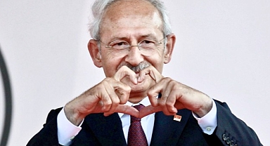 Başkan Erkiş’ten Cumhuriyet Halk Partisi’ne hediye marş