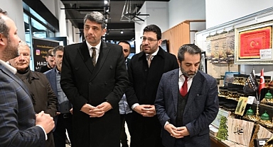 Başkan Kocaman Kutsal Emanetler Sergisini Ziyaret Etti