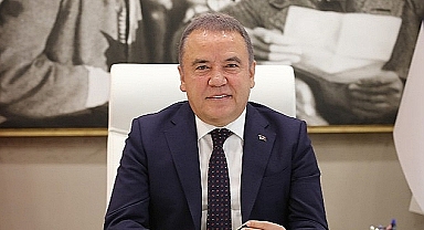 Başkan Muhittin Böcek 23 Nisan Mesajı