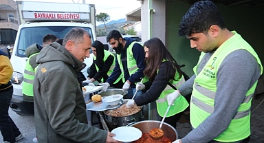 Başkan Sandal, depremzedelerle iftarda buluştu