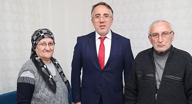 Başkan Savran Sahurda Özmedir Ailesine Konuk Oldu