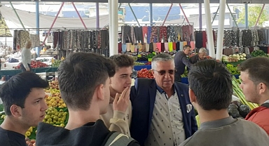 Başkan Topaloğlu’ndan pazar esnafına ziyaret
