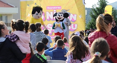 Bayraklı’da 23 Nisan şenlikleri başladı