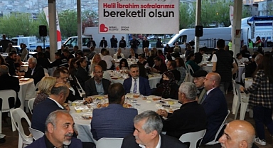 Bayraklı’da Halil İbrahim Sofrası kuruldu!