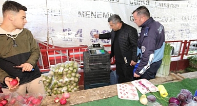 Bayraklı zabıtası sahada!