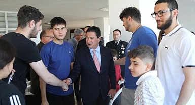 Bodrum Belediye Başkanı Ahmet Aras, Ramazan Bayramı ziyaretlerini gençlerle gerçekleştirdi