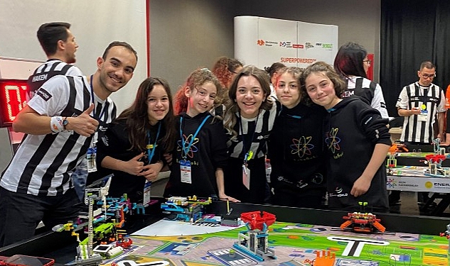 Büyükşehir'den Gölcüklü robotik takımına destek