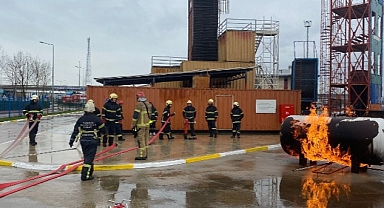 Büyükşehir İtfaiyesinden acil durum ekiplerine eğitim