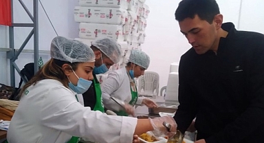 Çankaya Belediyesi İftarda Engelli Vatandaşları ve Ailelerini Konuk Etti