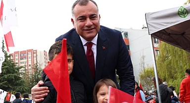 Çocuklarımız Bu Güzel Ülkede Mutlu Yaşasınlar