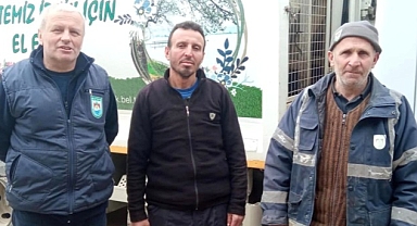 Çöp Konteynırında Bulunan Para Sahibine Ulaştırıldı