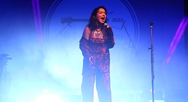 Cumhuriyetin 100. yılında sahne gençlerin