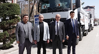 Çumra Belediyesi araç filosuna 4 yeni kamyon ekledi