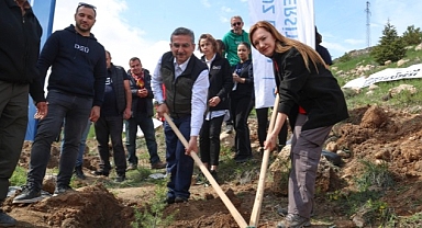 DEÜ Malatya’da 65 Bin Fidanı Toprakla Buluşturacak