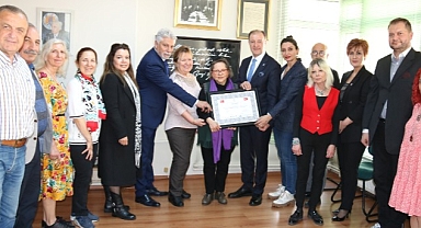 “Dil ve üslup sorunu ekonomiden de büyük bir sorun”