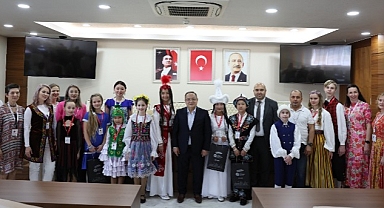 Dünya çocuklarından Büyükşehir'e ziyaret