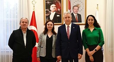 Egeli bilim insanları, yumurtalık kanserini erken evrede teşhis edecek biyosensör geliştirecek